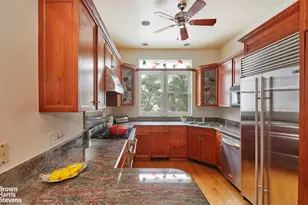 593 4th St, New York City, NY 11215 - Photo 11