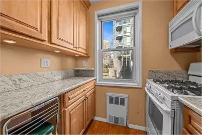 525 W 236th Street #3J, New York City, NY 10463 - Photo 13