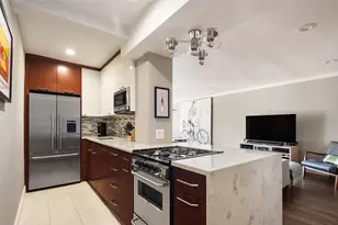 233 E 70th St, New York City, NY 10021 - Photo 3