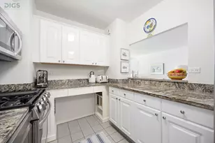 401 E 74th St, New York City, NY 10021 - Photo 7
