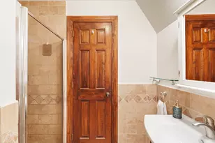 198 Monitor St, New York City, NY 11222 - Photo 9