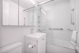 360 W 22nd St, New York City, NY 10011 - Photo 9