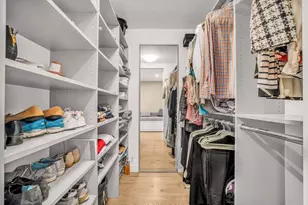 360 W 22nd St, New York, NY 10011 - Photo 7