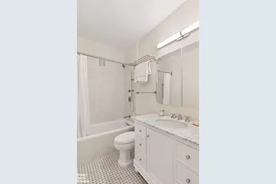 930 5th Avenue #11E, New York City, NY 10021 - Photo 7