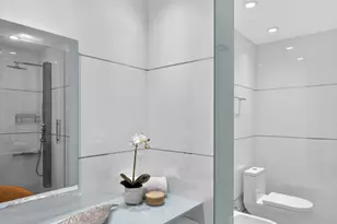 146 W 57th St, New York City, NY 10019 - Photo 9