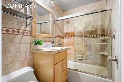 235 W 70th Street #3FG, New York, NY 10023 - Photo 7