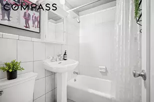 235 W 70th St, New York City, NY 10023 - Photo 13