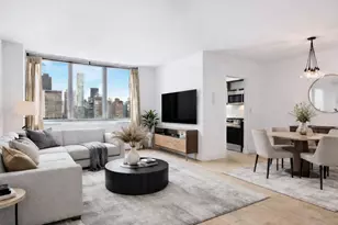 212 E 47th St, New York City, NY 10017 - Photo 3
