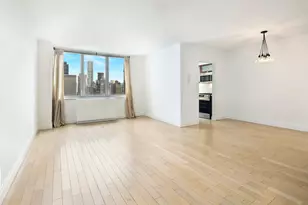 212 E 47th St, New York City, NY 10017 - Photo 9