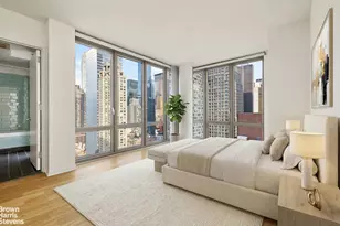 310 W 52nd St, New York City, NY 10019 - Photo 5