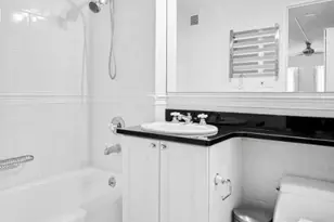 404 E 76th St, New York City, NY 10021 - Photo 37