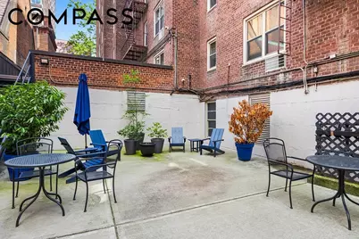 309 E 87th Street #3L, New York City, NY 10128 - Photo 9