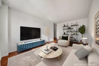 210 E Broadway #H1305, New York City, NY 10002 - Photo 3