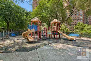 210 E Broadway, New York City, NY 10002 - Photo 25