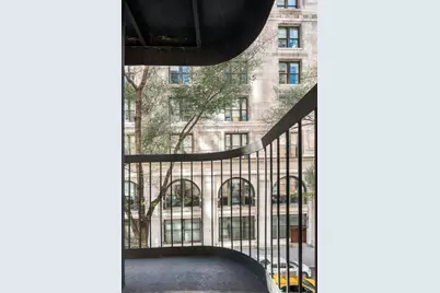 7 E 35th Street #4E, New York City, NY 10016 - Photo 11