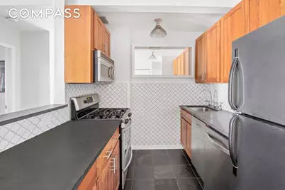 72 E 3rd Street #5A, New York, NY 10003 - Photo 5