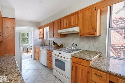 8701 Shore Road #526, New York City, NY 11209 - Photo 5
