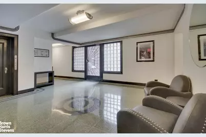 8701 Shore Road #526, New York City, NY 11209 - Photo 9