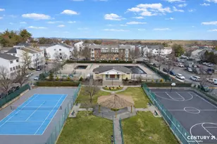 32 Aspen Knolls Way, New York City, NY 10312 - Photo 21