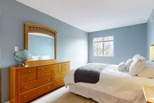 32 Aspen Knolls Way, New York City, NY 10312 - Photo 19