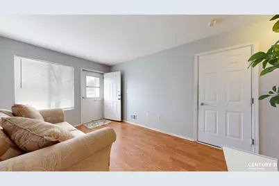 32 Aspen Knolls Way, New York City, NY 10312 - Photo 3