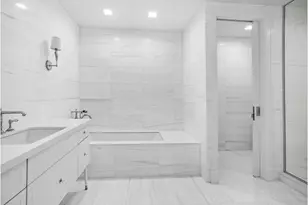 433 E 74th St, New York City, NY 10021 - Photo 19