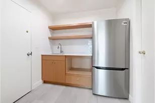 235 W 102nd St, New York City, NY 10025 - Photo 9