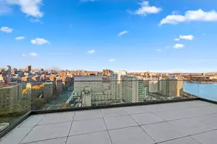 302 E 96th St, New York, NY 10128 - Photo 21