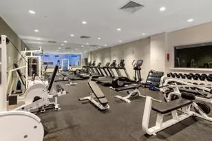 235 E 40th St, New York, NY 10016 - Photo 9