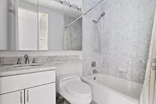 235 E 40th St, New York, NY 10016 - Photo 7