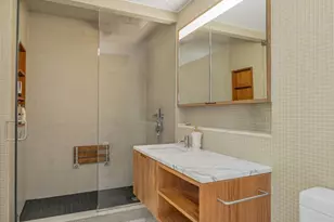 456 W 19th St, New York City, NY 10011 - Photo 9