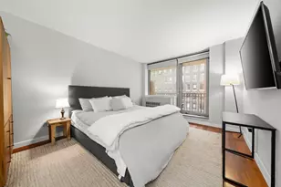 121 E 23rd St, New York, NY 10010 - Photo 11