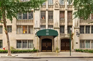 321 E 43rd St, New York, NY 10017 - Photo 5