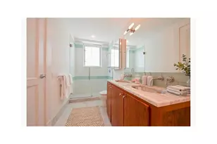 426 W 58th St, New York City, NY 10019 - Photo 5