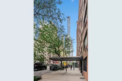 408 W 57th Street #7L, New York, NY 10019 - Photo 17