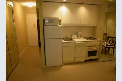 150 W 51st Street #901, New York City, NY 10019 - Photo 3