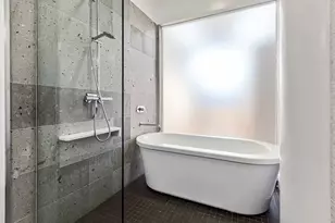 27-28 Thomson Ave, Long Island City, NY 11101 - Photo 7