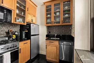 12 E 97th St, New York City, NY 10029 - Photo 3