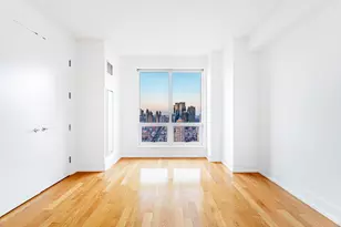 350 W 42nd St, New York, NY 10036 - Photo 7