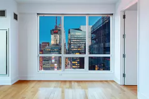 350 W 42nd St, New York City, NY 10036 - Photo 11