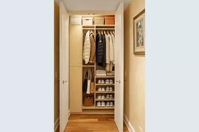 100 United Nations Plaza #30D, New York City, NY 10017 - Photo 15