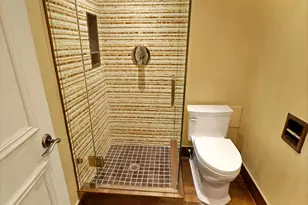 100 United Nations Plaza, New York City, NY 10017 - Photo 3