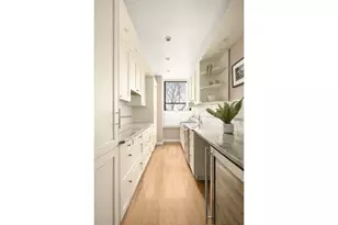 137 Riverside Dr, New York City, NY 10024 - Photo 23