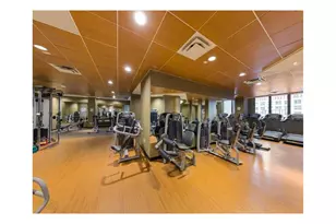 330 E 38th St, New York City, NY 10016 - Photo 21