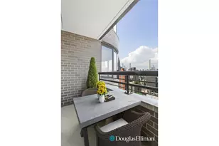 330 E 38th St, New York City, NY 10016 - Photo 9
