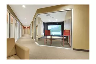 330 E 38th St, New York City, NY 10016 - Photo 23