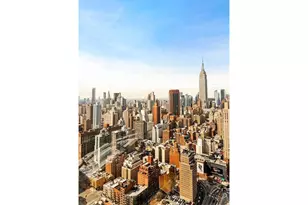 330 E 38th St, New York City, NY 10016 - Photo 11