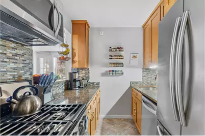 400 E 17th Street #201, Brooklyn, NY 11226 - Photo 13