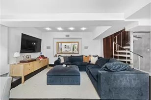 372 5th Ave, New York, NY 10018 - Photo 5