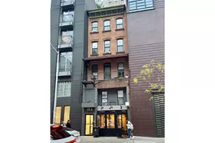 314 W 52nd St, New York City, NY 10019 - Photo 1